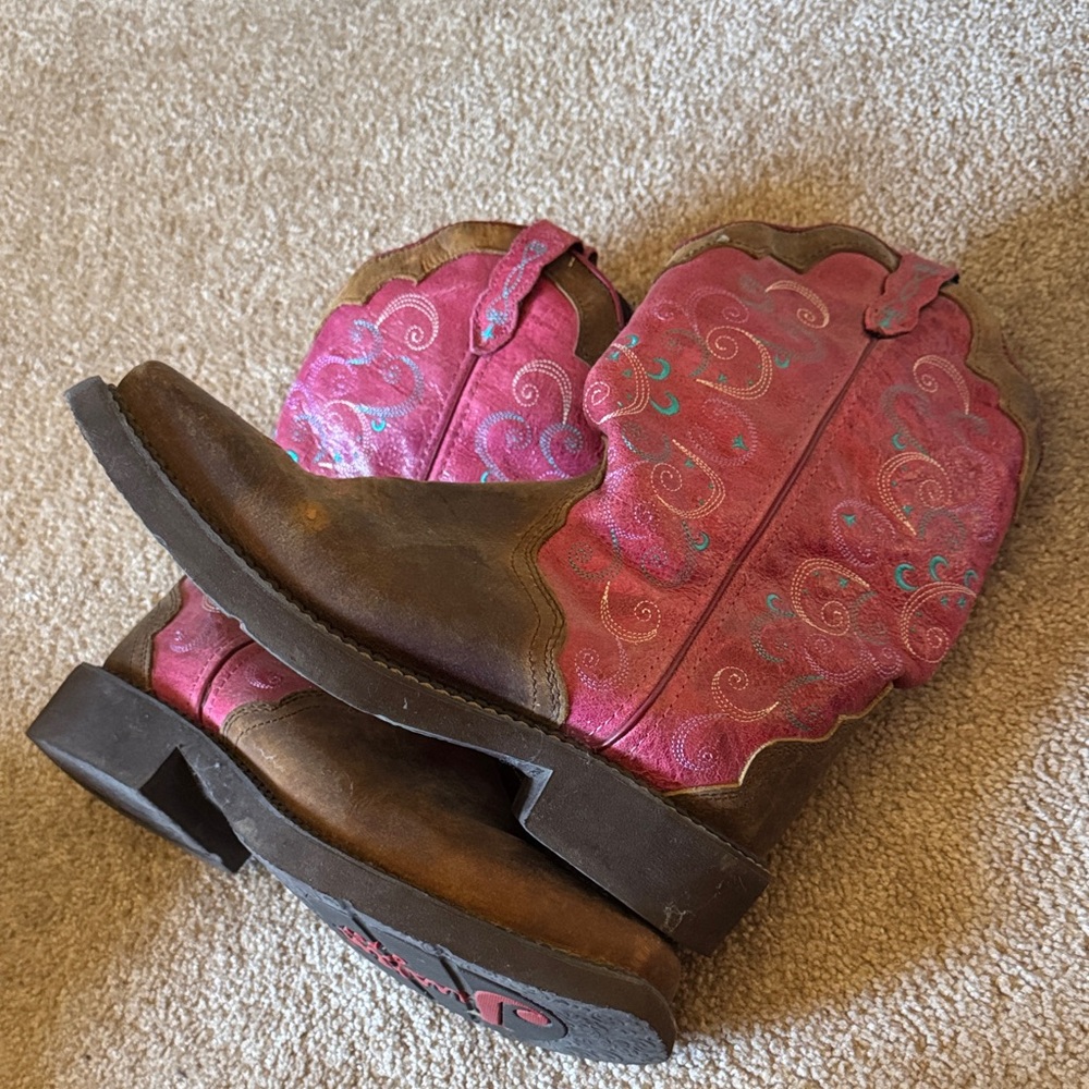 Justin Gypsy heart pink cowboy western boots